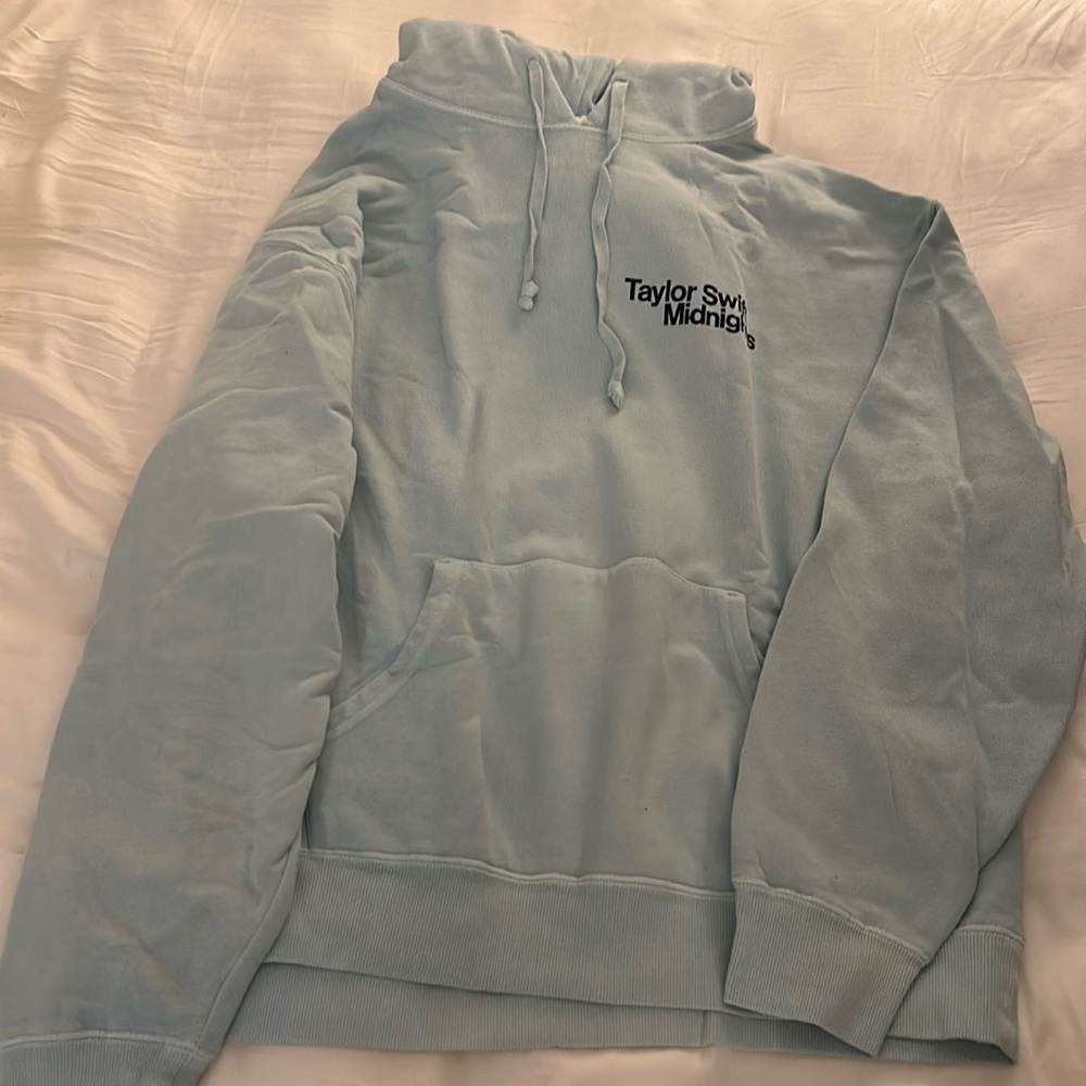taylor swift midnights hoodie!!!!! 💙🦋